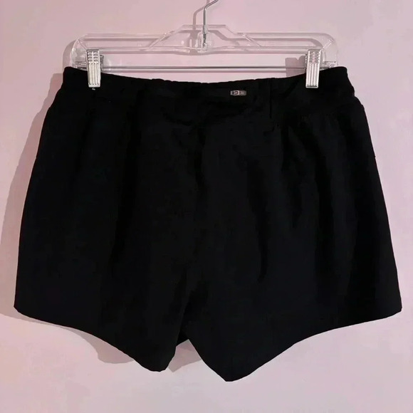 Reebok Running Shorts with Pockets Black Size Medium - Picture 2 of 7